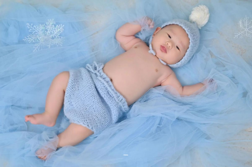 西双版纳宝宝几个月可以吃饭 西双版纳宝宝几个月可以吃饭